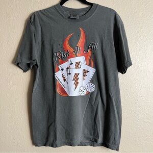 NWT Risk It All Grey Size Medium Graphic T-shirt